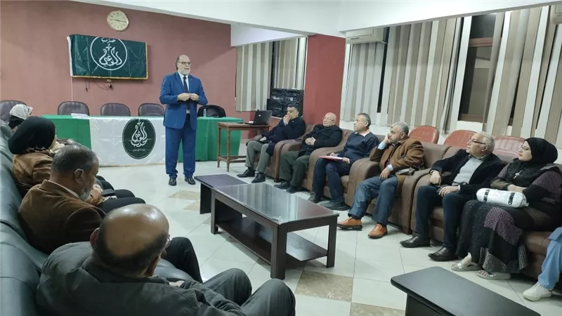 يركز على فن اتخاذ القرار.. الوعي يواصل فاعليات دورة 