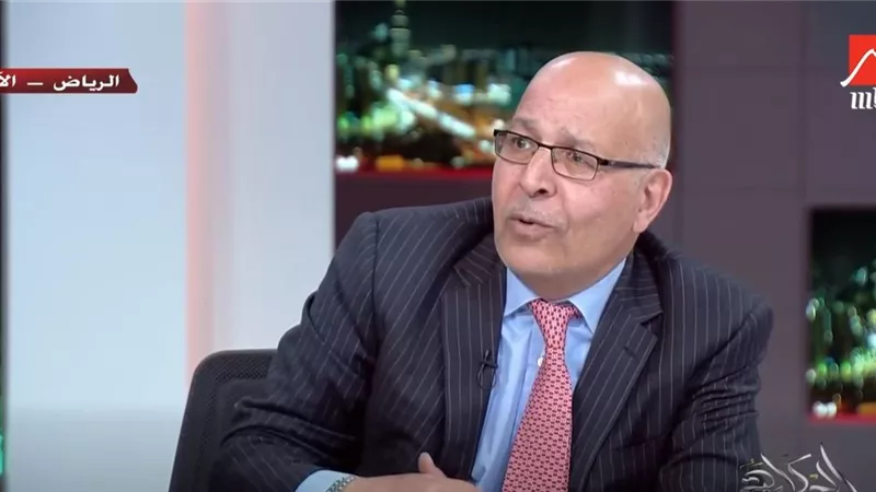 مأمون فندي يهاجم ألقاب لاعبي المنتخب: «عقدة نقص وتشبّه بالخارج»