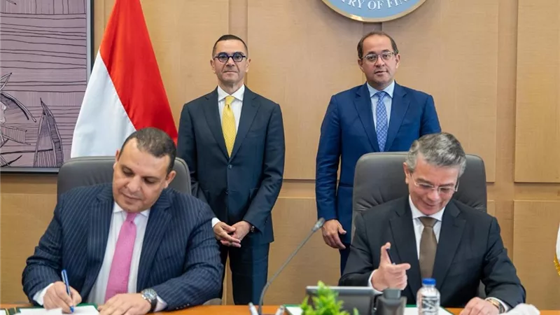 كجوك والخطيب: يشهدان توقيع بروتوكول تعاون بين «الجمارك» و«التمثيل التجارى»