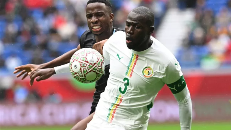 من فرحة الكأس إلى ألم الفقد.. الموت يفجع قائد السنغال كاليدو كوليبالي