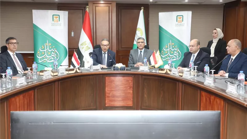  الجيزة توقّع بروتوكول تعاون مع البنك الأهلي لدعم المستثمرين بالمناطق الصناعية