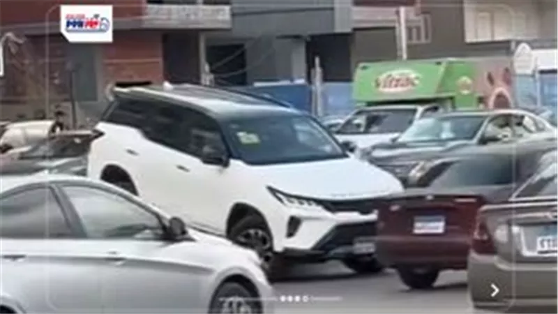 وتحليل مخدرات.. حبس قائد سيارة تحمل شعار مجلس النواب لسيره عكس الإتجاه 