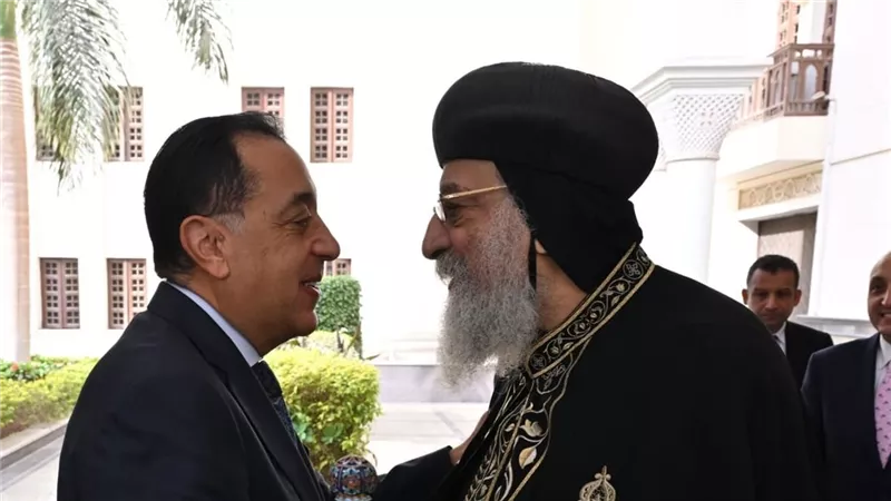 في اتصال هاتفي.. رئيس الوزراء يطمئن على صحة قداسة البابا تواضروس الثاني