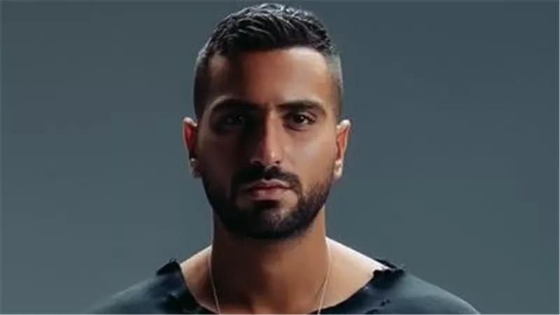 إن شاء الله تحبوها .. محمد الشرنوبي يروج لأحدث أعماله الغنائية |فيديو