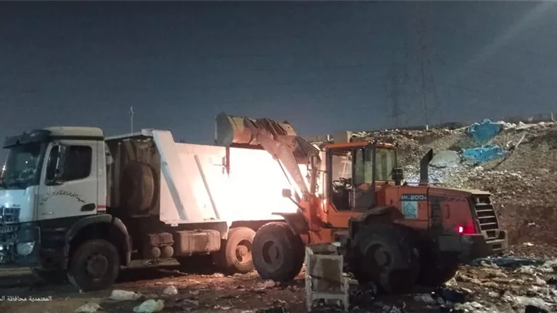  الجيزة ترفع ٦٠٠ طن مخلفات من حرم الطريق الدائري بمنطقة أرض اللواء بالعجوزة