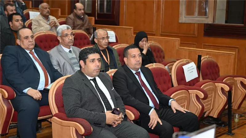زراعة الشيوخ تناقش مشكلات التعديات على نهر النيل وسبل حمايته