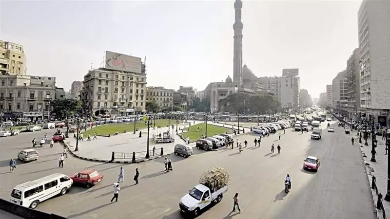 استقرار نسبي في الحركة المرورية بالقاهرة والجيزة وسط انتشار أمني مكثف