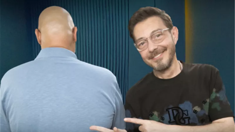 غدًا.. الفنان أحمد زاهر ضيف برنامج فضفضت أوي مع معتز التوني 