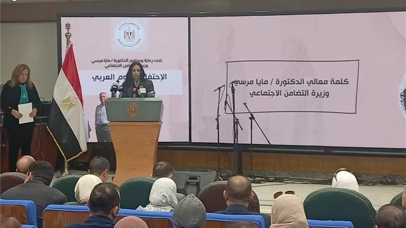 وزيرة التضامن: الرئيس السيسي يضع كبار السن ضمن أولويات الدولة