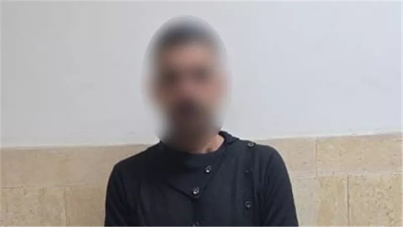 ضربها وإحتجزها بالمنزل .. الأمن يكشف تفاصيل فيديو إستغاثة سيدة من زوجها 