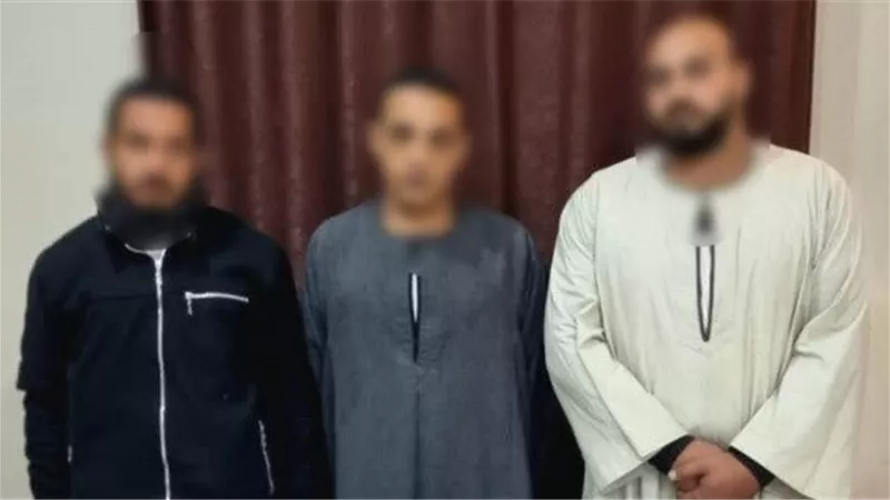 هاتفين محمول فقط.. حقيقة التعدى على تاجر مجوهرات وسرقة مشغولات ذهبية بقنا