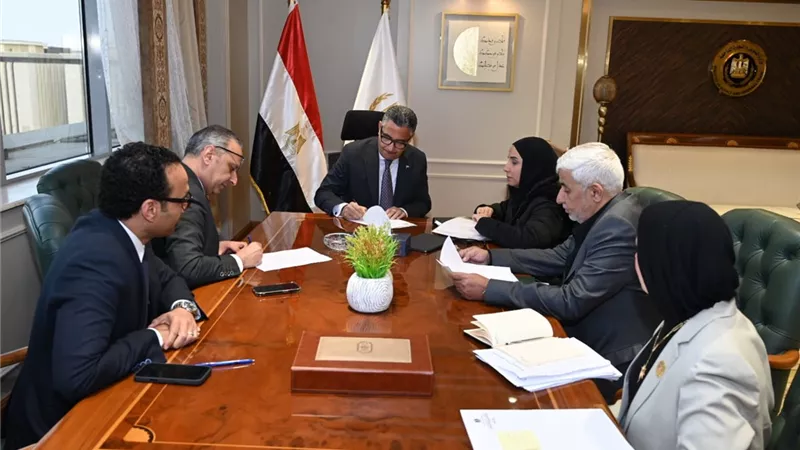 وزير التموين يلتقي النواب والشيوخ لمناقشة طلبات المواطنين والمنشآت التموينية