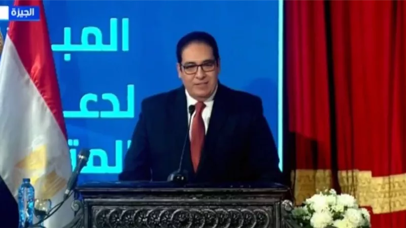 رئيس جامعة القاهرة: دعم المتفوقين هو استثمار في مستقبل مصر