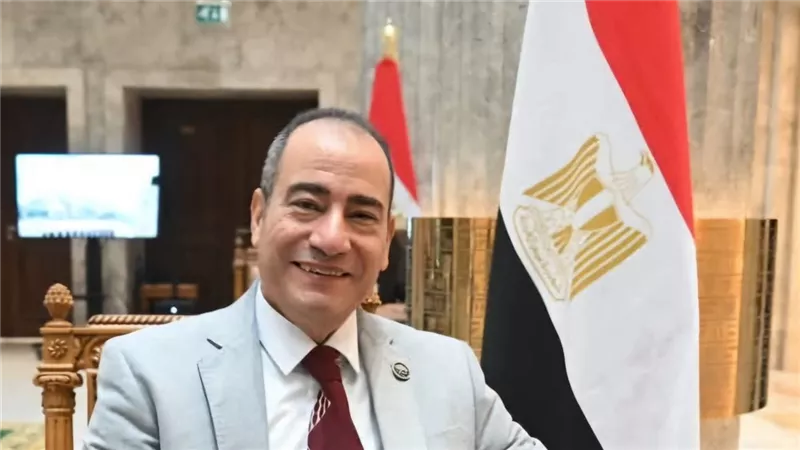 مجاهد نصار: مشاركة الرئيس السيسي في منتدى دافوس فرصة لجذب الاستثمارات 