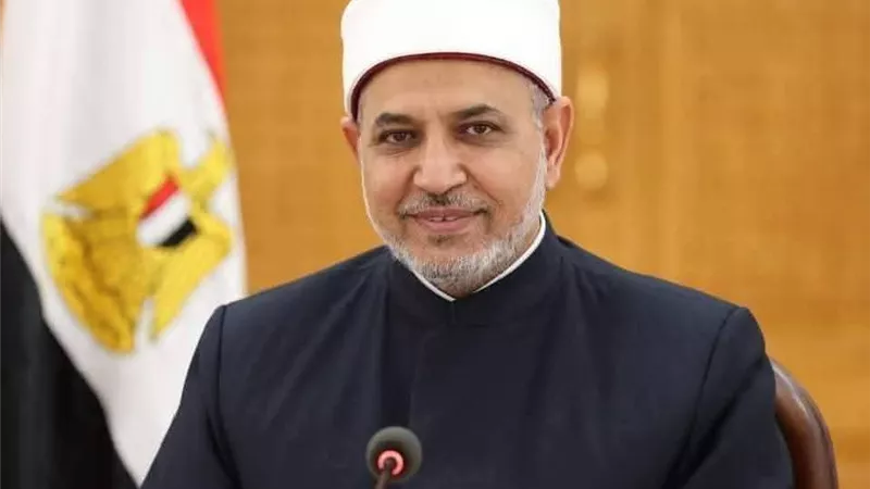 رئيس جامعة الأزهر يتفقد سير امتحانات الفصل الدراسي الأول