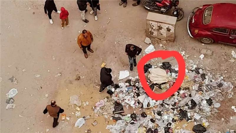 العثور على جثة طفل حديث الولادة وسط أكوام القمامة بفيصل 