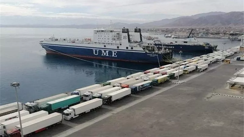 تداول 19 ألف طن و1000 شاحنة بضائع عامة ومتنوعة بموانئ البحر الأحمر
