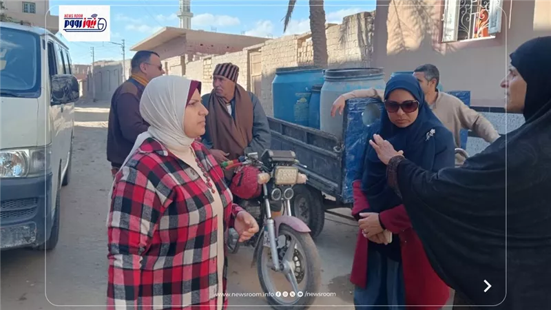 مياه الفيوم تواصل نزولها الميداني بقرى وعزب سنورس المتأثرة بالسدة الشتوية 