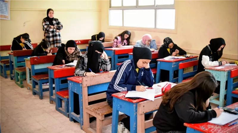 قبل الإعلان الرسمي.. التعليم تحذر من “جداول الثانوية العامة المزيفة
