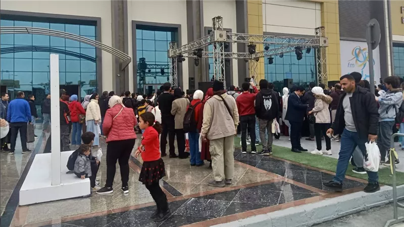معرض القاهرة للكتاب يفتح أبوابه لاستقبال الجمهور في أولى أيامه