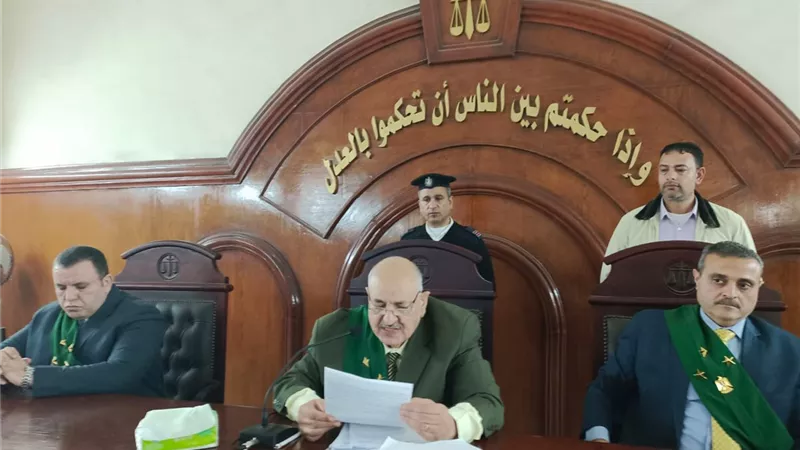 الإعدام الثالث.. جنايات دمنهور تقضي بالاعدام شنقاً للمتهم بهتك عرض 3 أطفال
