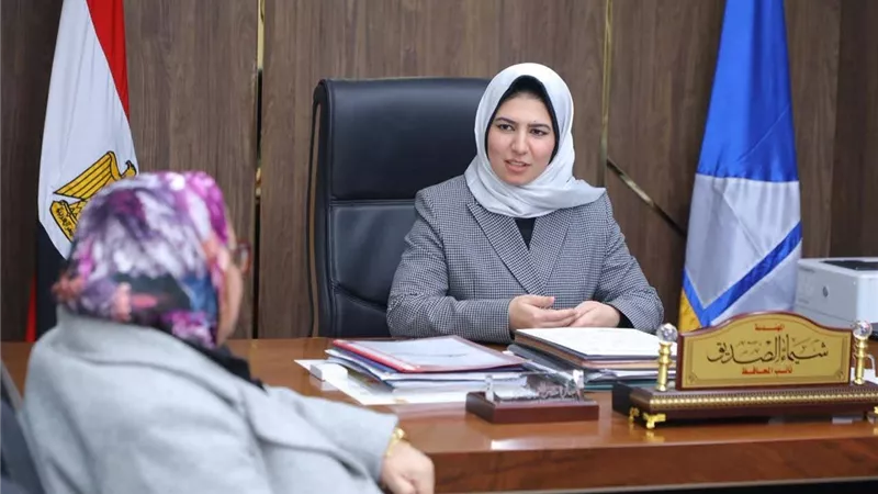 نائب محافظ دمياط تبحث تطوير الحدائق وإنشاء مصنع ورق بمنطقة أبو جريدة