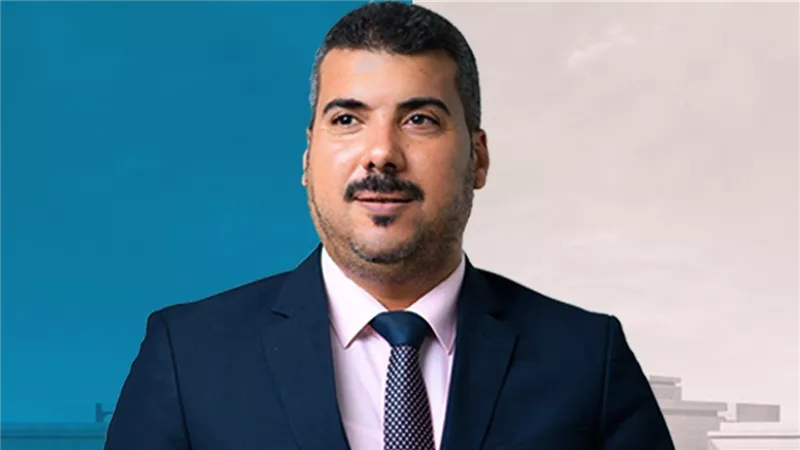 مطالب برلمانية بإعفاء هاتفين محمولين للعائدين من الخارج