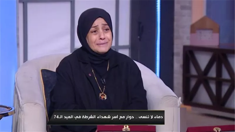 والدة البطل إسلام مشهور: 