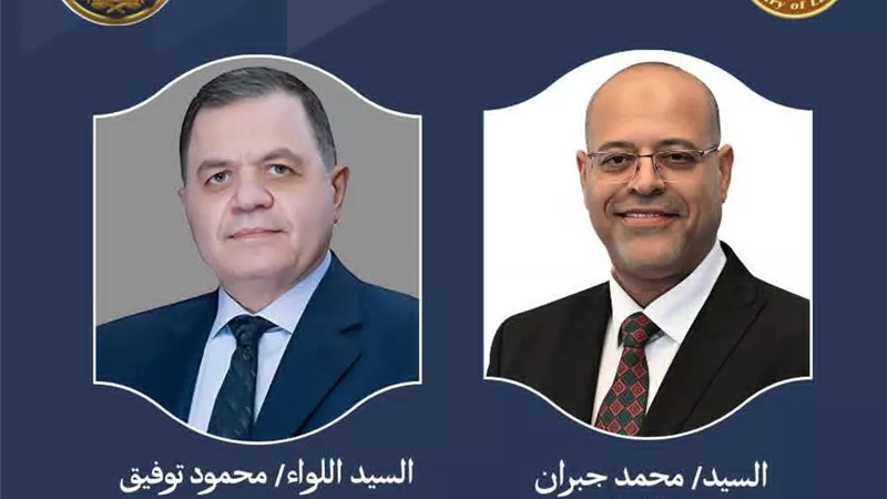 وزير العمل يهنئ وزير الداخلية ورجال الشرطة بمناسبة عيد الشرطة المصرية
