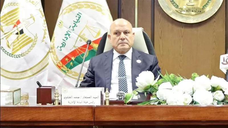 رئيس النيابة الإدارية يهنئ الرئيس السيسي ووزير الداخلية بعيد الشرطة الـ74