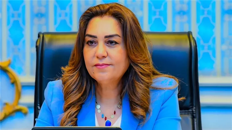 منال عوض: توريد وزراعة 788 ألف شجرة متنوعة بالمحاور والميادين والطرق الرئيسية