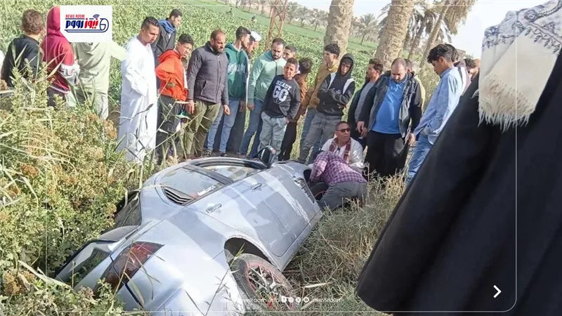 انقلاب سيارة ملاكي بطريق الروضة–طامية الزراعي ونجاة قائدها