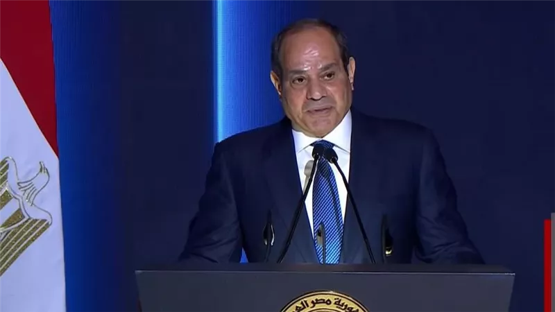 السيسي: نبذل جهدا كبيرا للتوصل بأي شكل إلى الحوار لخفض التصعيد بالمنطقة