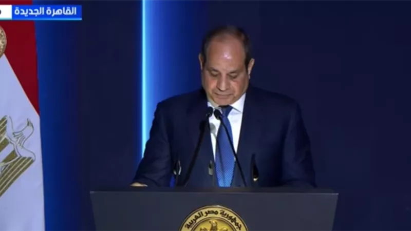 الرئيس السيسي: ربنا أعز وأكرم من إن حد يضغط على حد عشان يعرفه