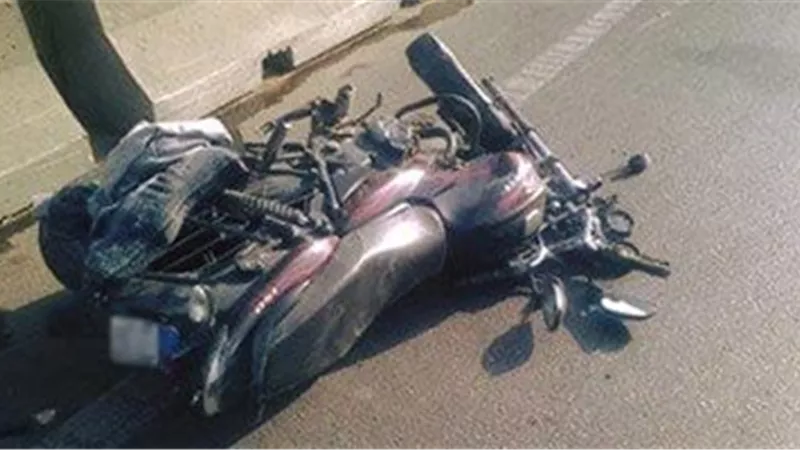 مصرع شابين أبناء عمومة في حادث مأساوي على الطريق بقرية طعمة بأسيوط
