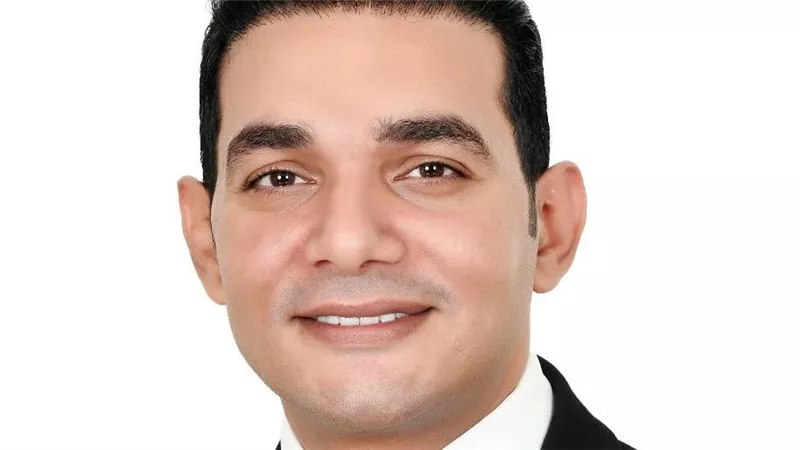 نشأت حته: لابد من تشريعات لحماية النشئ والشباب من اضرار المحمول | خاص