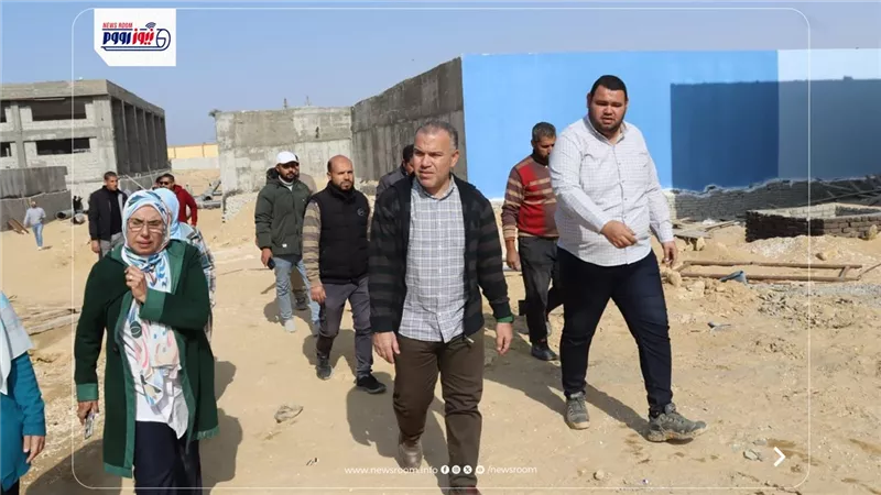 رئيس مياه الفيوم يتفقد إنشاء محطتي مياه الشرب بقحافة والعزب الجديدة 