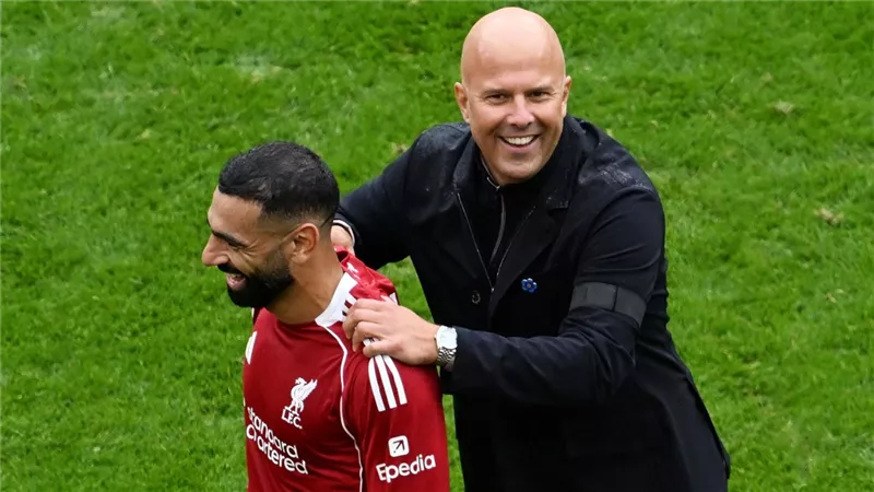 سلوت: عودة محمد صلاح أساسيا؟ أحاول منحه كامل الحرية في ليفربول