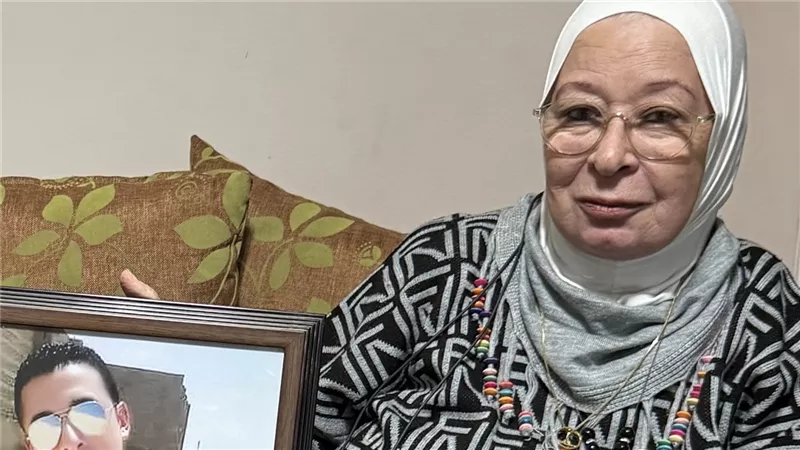 في عيد الشرطة.. والدة الشهيد مؤمن نعمان تروي حكاية التضحية والفداء