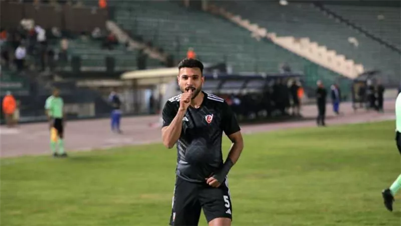 هادي رياض يتنازل عن جزء من مستحقاته لتسهيل انتقاله إلى الأهلي