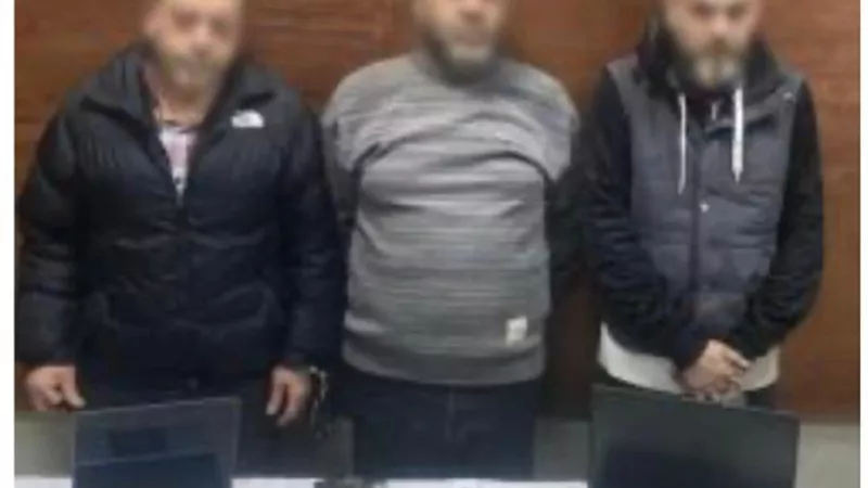 أمن القاهرة  يضبط المتهمين  متخصصين في سرقة المساكن بأسلوب المفتاح المصطنع