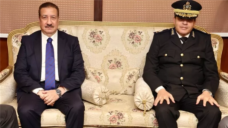 محافظ المنوفية يقدم التهنئة لـ مدير الأمن والأمن الوطني والقيادات الأمنية