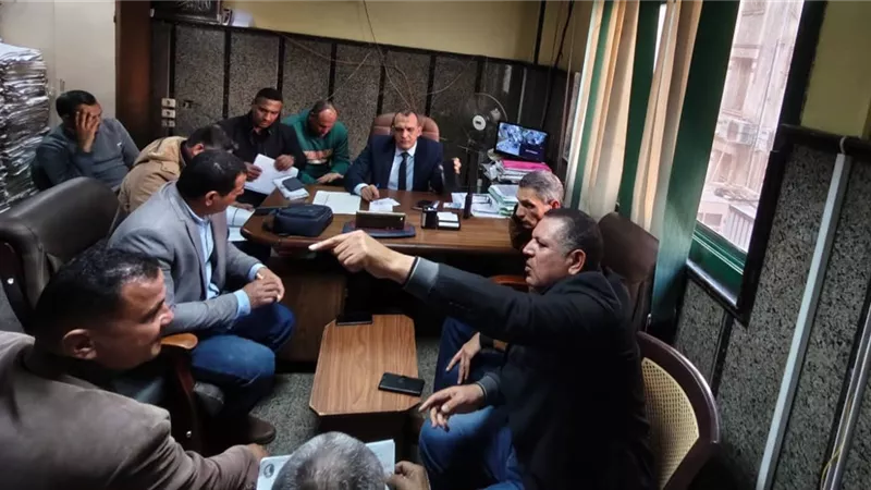 دمنهور: تكثيف العمل داخل الوحدات القروية لإنجاز ملفات التصالح فورا