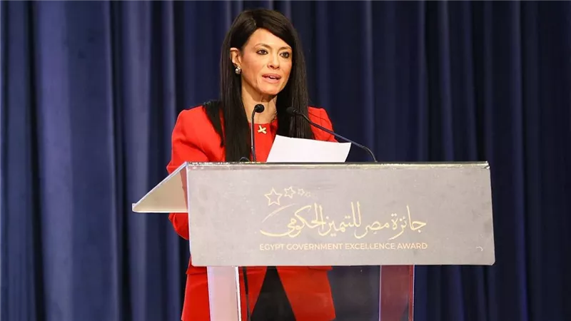 المشاط: جائزة التميز الحكومي أداة فاعلة في تشجيع قيم النزاهة والإخلاص الوظيفي 