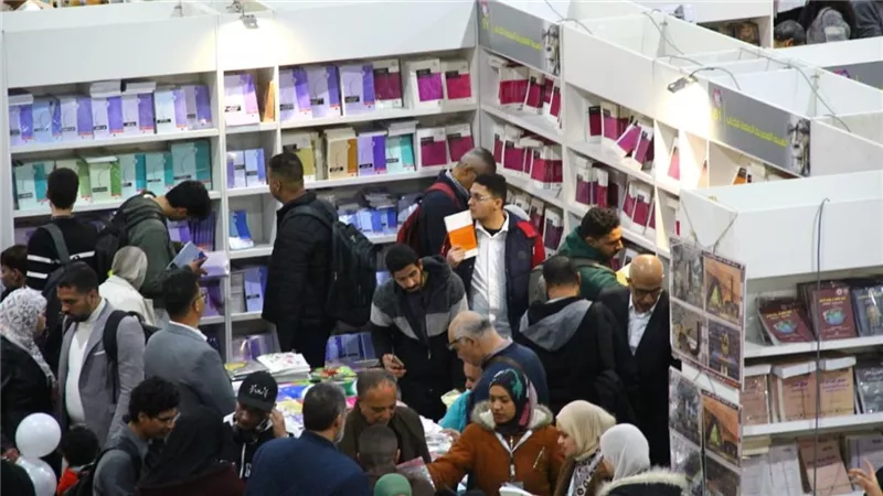 هيئة الكتاب تشارك بمعرض في مبادرة «أنا متعلم مدى الحياة»  بالفيوم