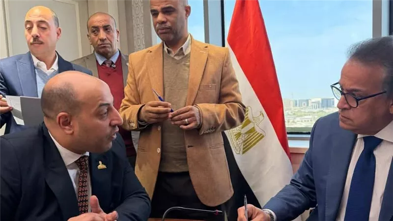 النائب محمد ثابت: تطوير مستشفى أخميم المركزي خطوة مهمة لتعزيز المنظومة الصحية
