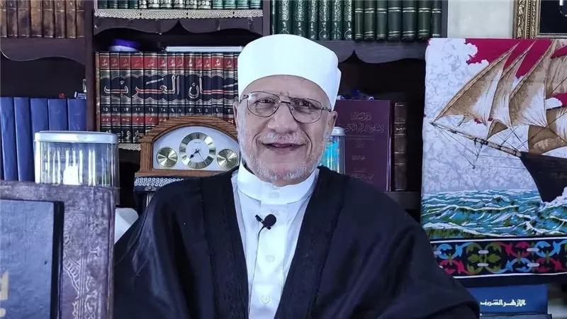 له دورٌ بارزٌ في خدمة الأزهر.. مفتي الجمهورية ينعى الشيخ جعفر عبدالله 