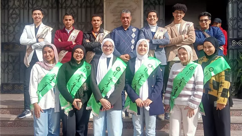 وكيل التعليم تشيد بالأداء المتميز لطلاب السويس في مسابقة أوائل الطلبة للثانوية