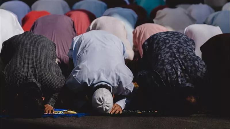 مواقيت الصلاة في قنا اليوم الثلاثاء.. متابعة دقيقة لأوقات الفروض