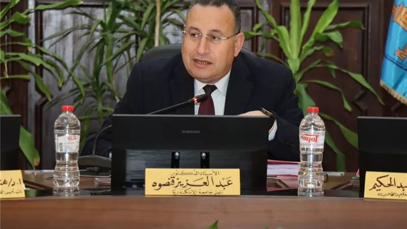 رئيس جامعة الإسكندرية يوجه بسرعة إعلان نتائج الفصل الدراسي الأول 